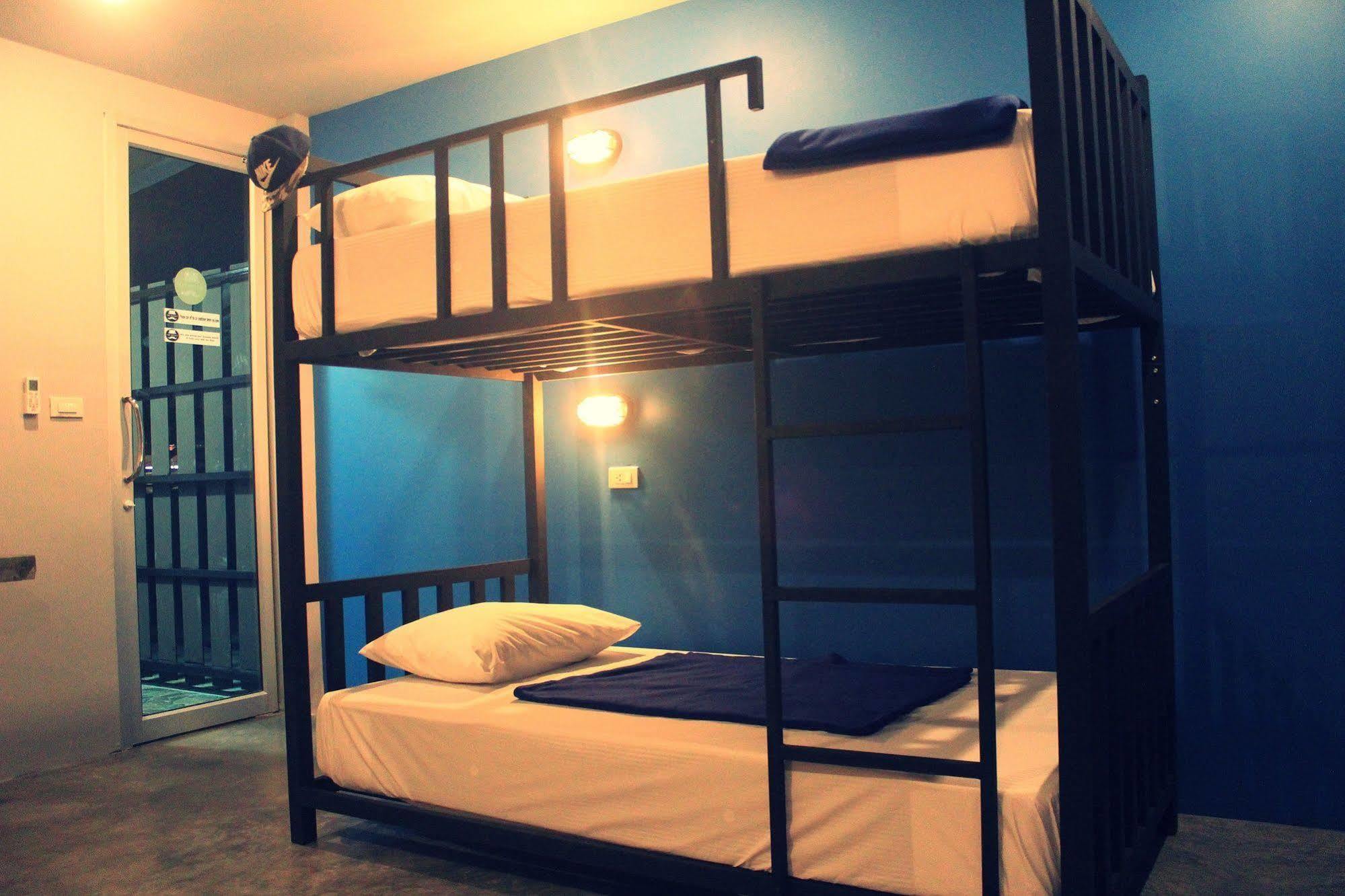 Hip Hostel - Sha Plus Patong Экстерьер фото